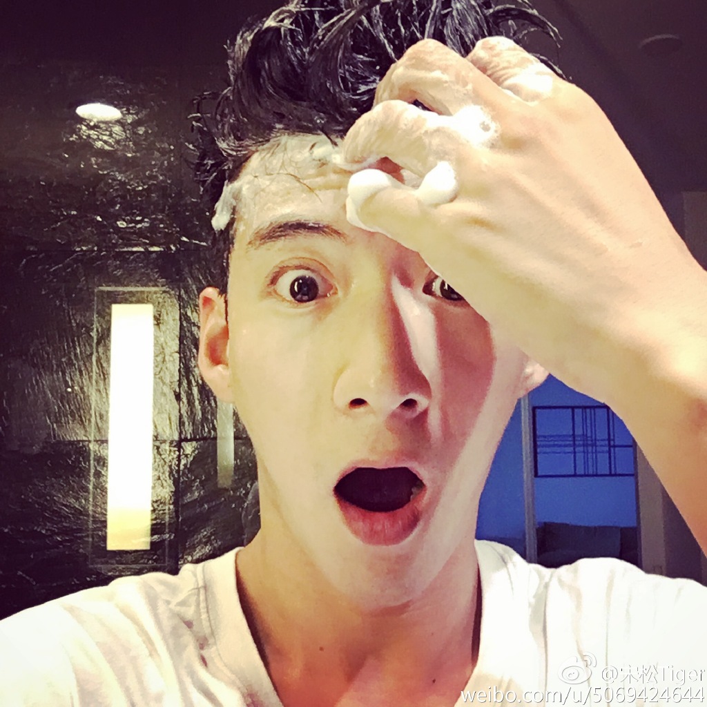 现在大家都在教怎样才能成为网红,网红是怎么一步一步做起来的