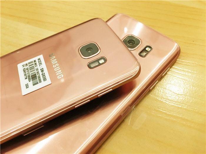 三星s7edge和s7买哪个,三星s7和s7edge哪个更值得买