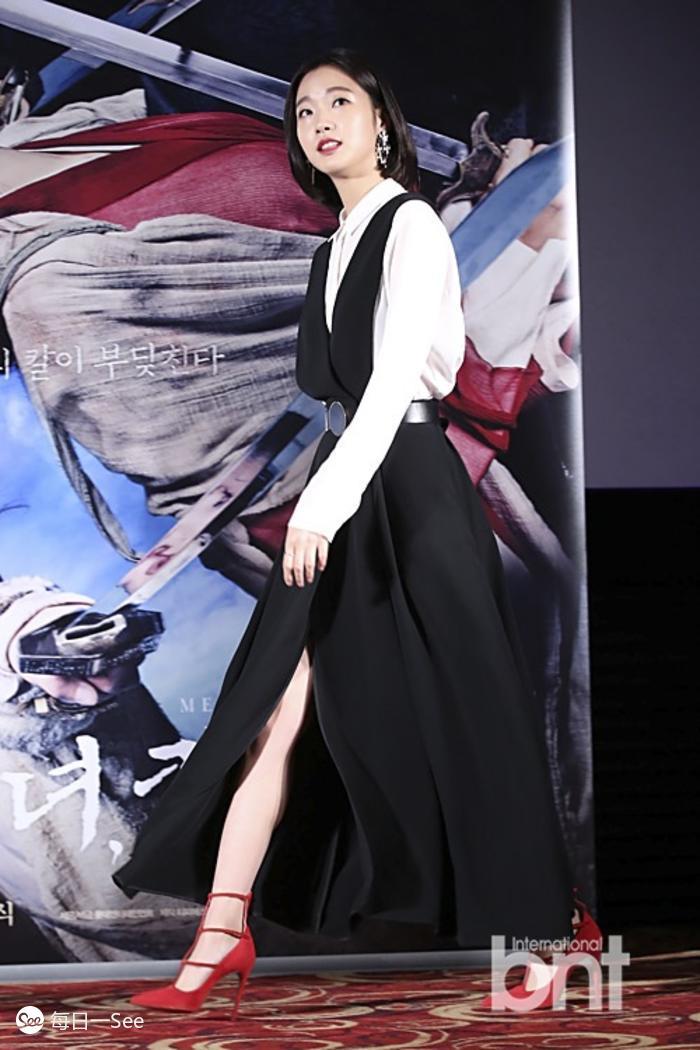 显年轻的背带裙推荐,可爱减龄背带裙