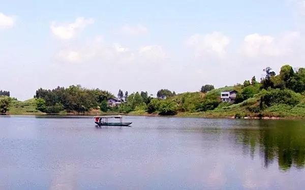 四川哪里有冷门又好玩的地方,四川最漂亮十大湖