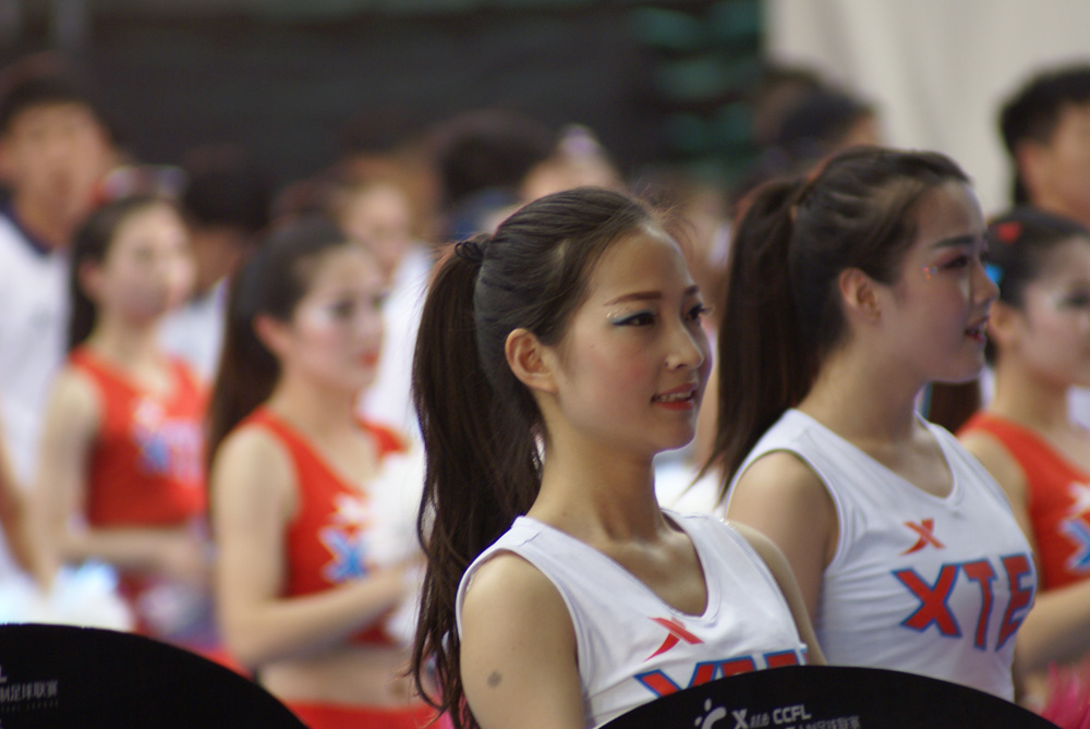 实拍中国大学生五人制足球联赛南大区上的50位美女