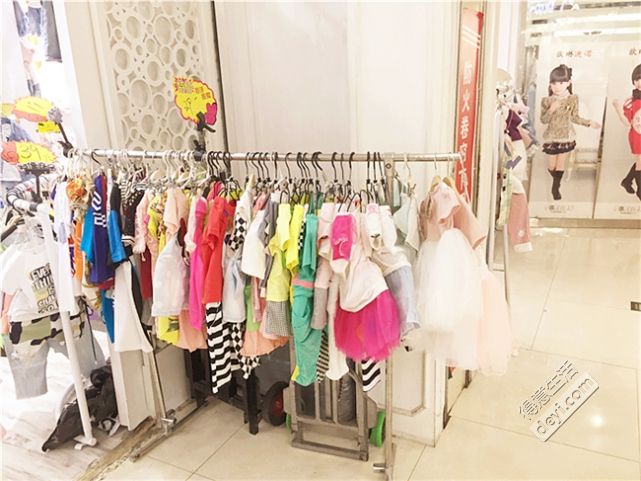 汉正街童装直播间秒杀,汉正街品牌童装直播间