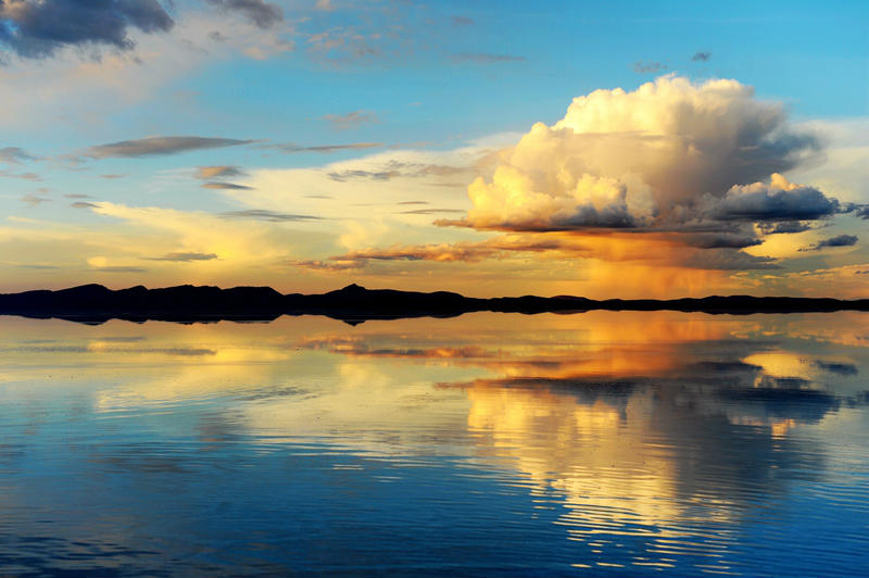 玻利维亚乌尤尼天空之镜视频,天空之镜玻利维亚