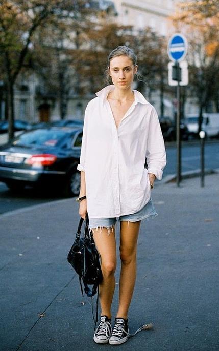 会穿小白鞋算什么？这双鞋子才是最常见的那一双