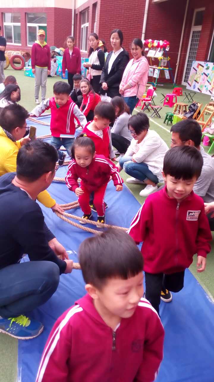 趣味横生，欢乐不断——东大景泰幼儿园举行“六一亲子运动会”！