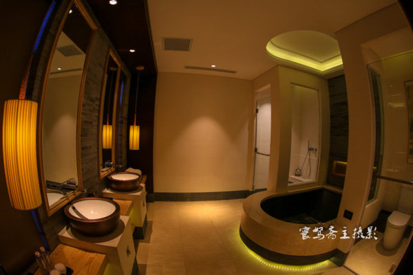 在酒店体验下厨的感受,在温泉池享受视觉与味觉双重盛宴