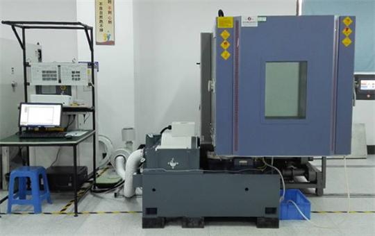 凌度A601C智能后视镜:重重质量测试终成大器!