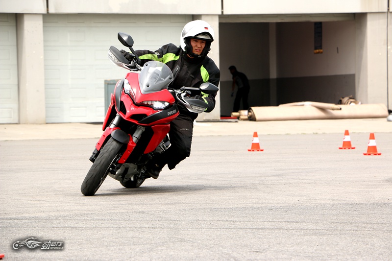 摩托赛事杜卡迪,杜卡迪摩托车锦标赛视频