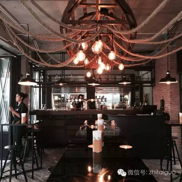 幸好还有华欣！办公室空调吹多了，去吹吹海风怎么样？