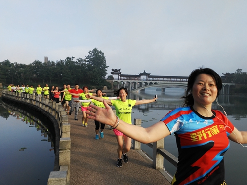 奔跑吧亚洲第一长廊,奔跑吧小城夏天在哪一期