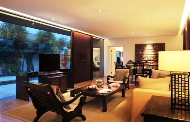 棣欐鍒搴﹀亣閰掑簵,鍗椾含棣欐鍗庤嫻閰掑簵浠嬬粛