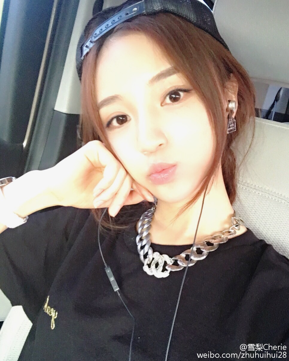 现在大家都在教怎样才能成为网红,网红是怎么一步一步做起来的