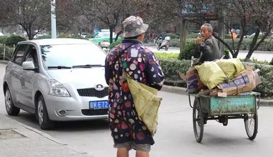 阜阳炒面哥怎么不播了,炒面哥最近咋样了