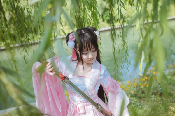 花千骨cos小花千骨,花千骨cosplay小骨