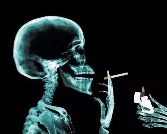 国外烟盒警示图片,看了这些你还想吸烟吗?