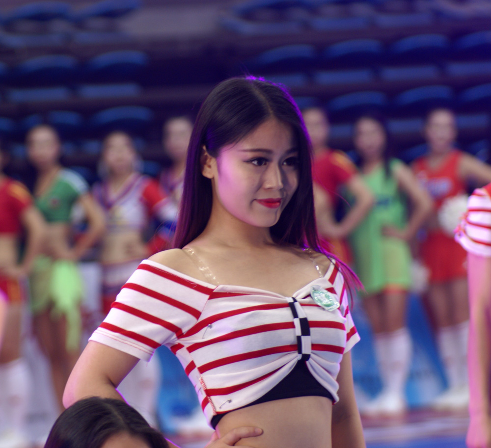 实拍中国大学生五人制足球联赛南大区上的50位美女