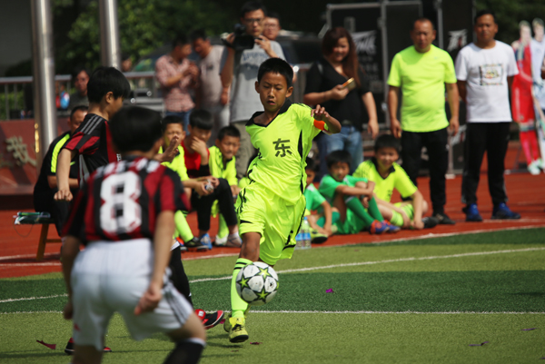 24年西安市沣东星火杯足球比赛,沣东新城校园足球比赛视频