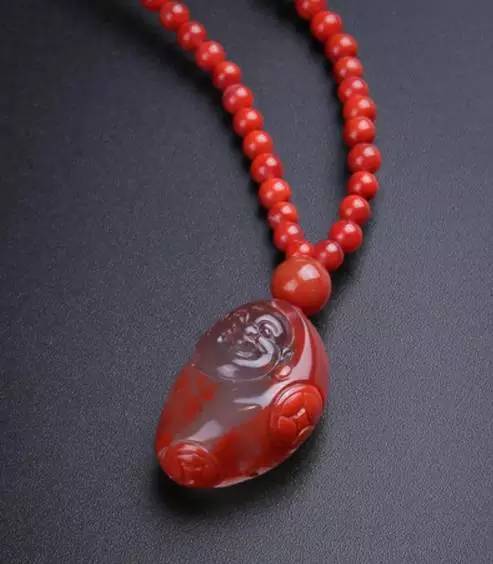 女士文玩最好看的款式,最值得女人戴的文玩