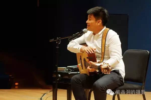 上海这个建筑能耗争议不少，但演出很棒