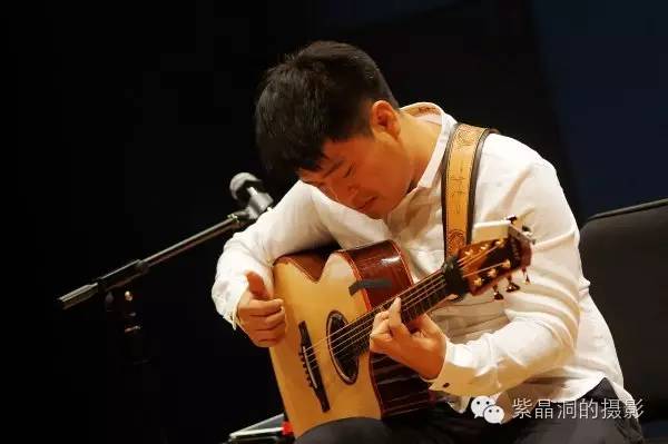 上海这个建筑能耗争议不少，但演出很棒