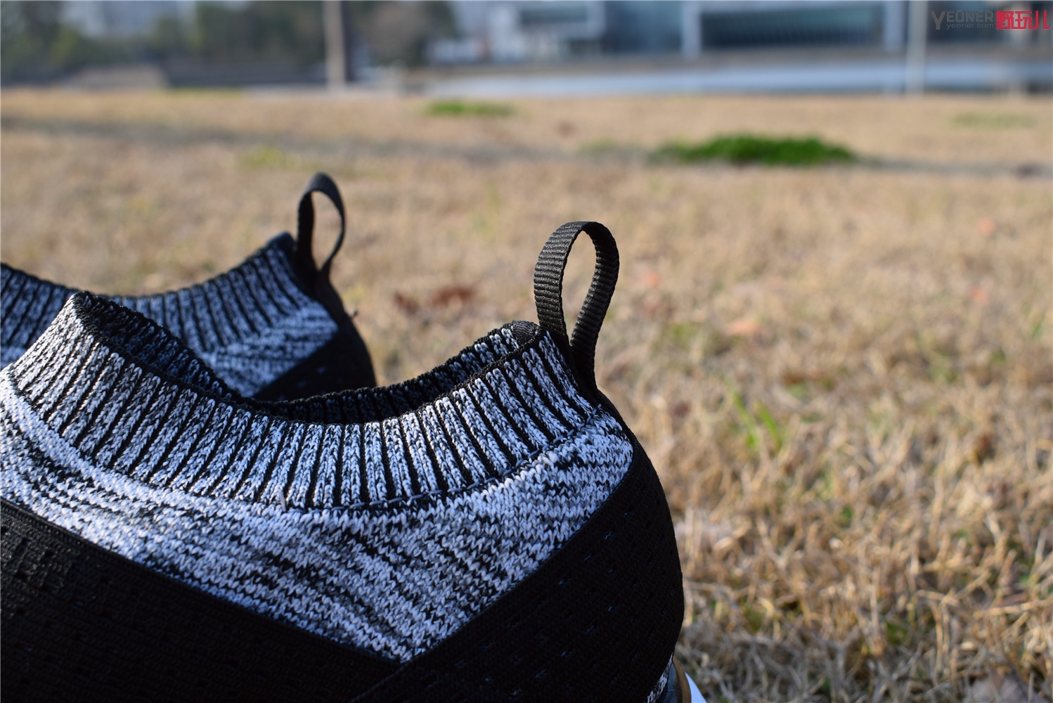 穿马拉松袜子跑步脚疼,李宁跑鞋袜套式