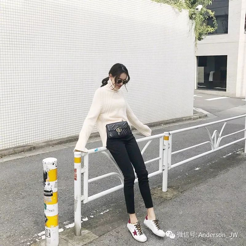 从扭腰到米兰｜一双漫画腿，她时髦纵横两大洲