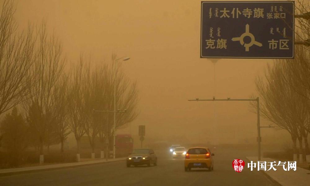 内蒙古沙尘暴高空拍摄,内蒙古沙尘暴百米