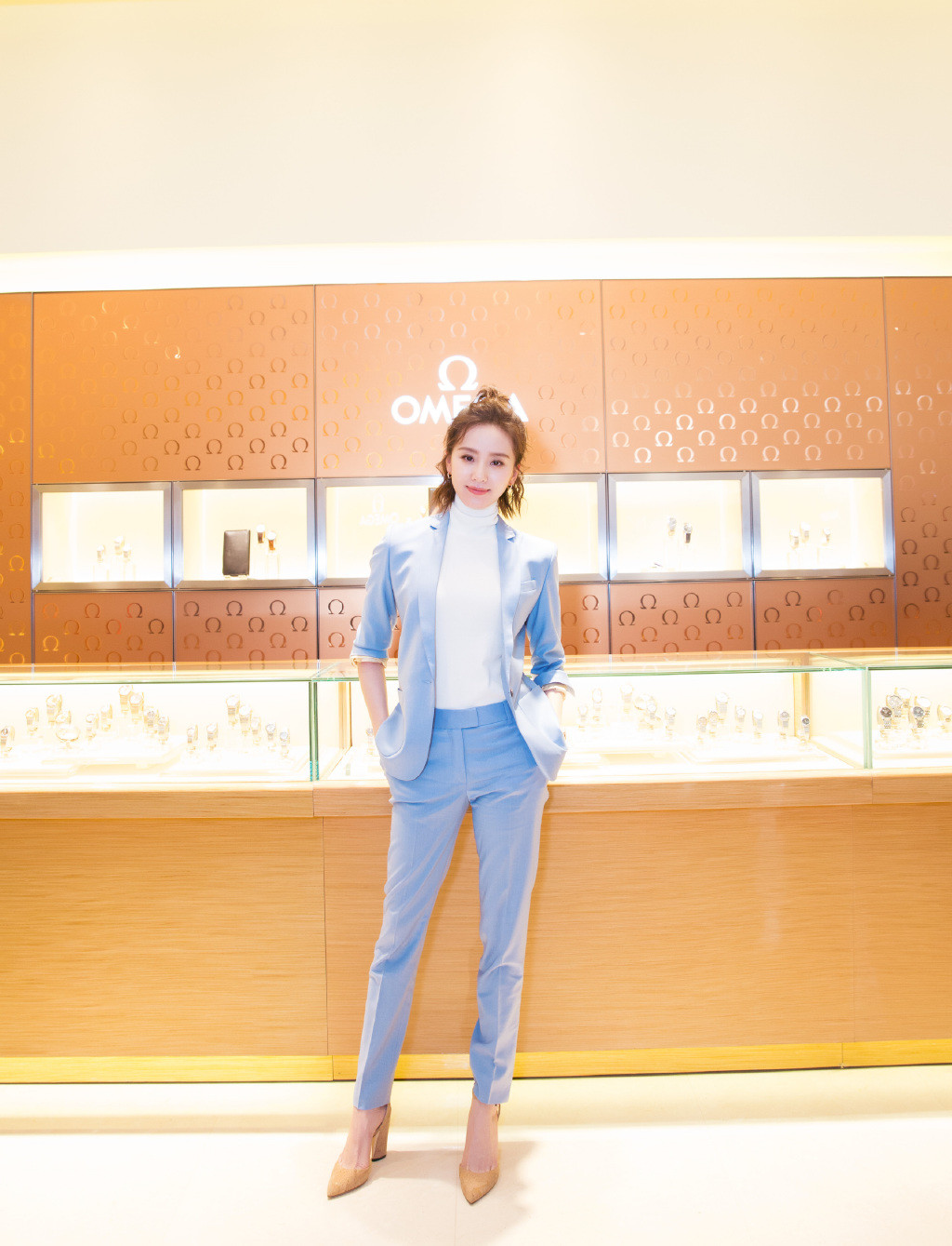 蔡依林丸子头发色,蔡依林花格子