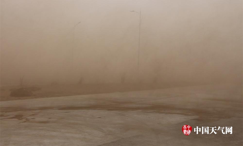 内蒙古沙尘暴高空拍摄,内蒙古沙尘暴百米