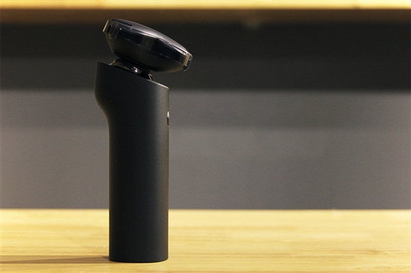 199元！米家旋转式电动剃须刀发布：3刀头、全身水洗