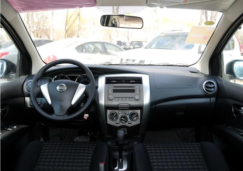 最新款日产骊威,7万就能落地的省油紧凑型家轿