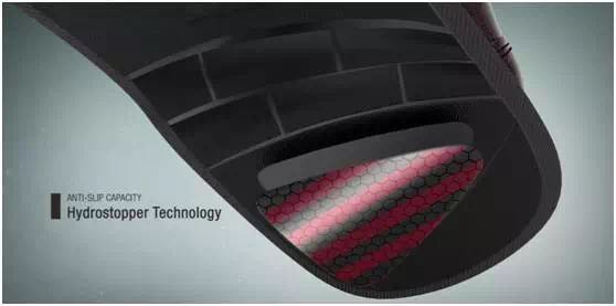 四年前的特斯拉，今天的GM，鞋业也迎来颠覆性产品