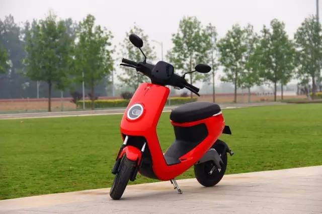 小牛电动车m1四种版本区别,小牛电动车m1都市版和动力版区别