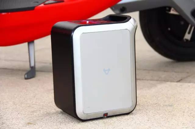 小牛电动车m1四种版本区别,小牛电动车m1都市版和动力版区别