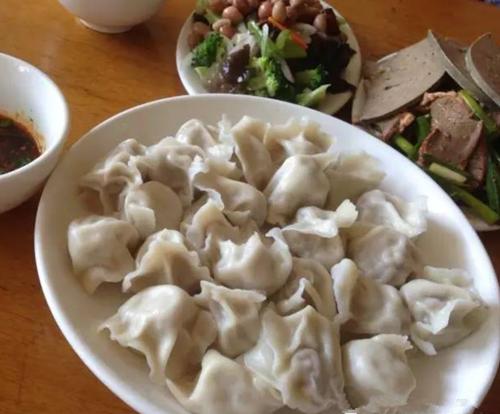 资深吃货看过来,catch一条被忽略的美食老街--红专南路