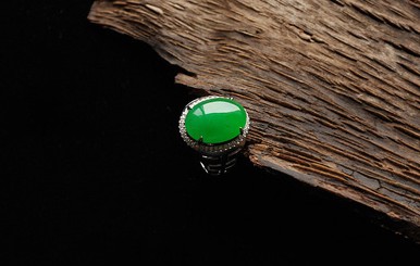 翡翠戒指保养,男戴翡翠戒指有什么讲究