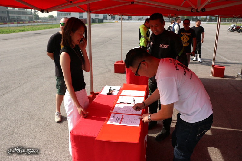 摩托赛事杜卡迪,杜卡迪摩托车锦标赛视频