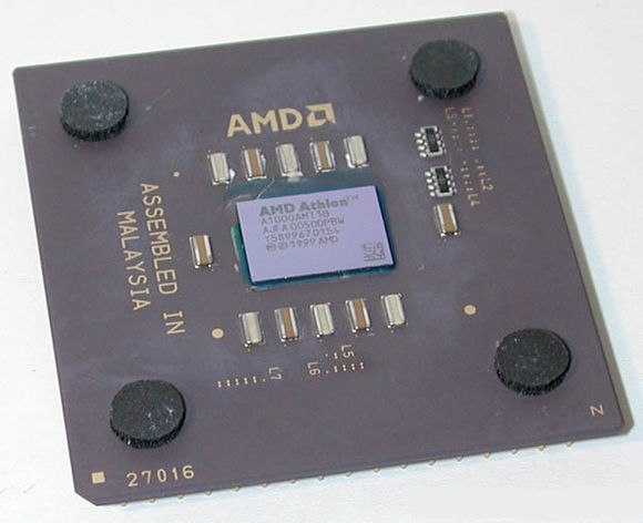 英特尔和amd的cpu哪个更好,amd和英特尔顶级cpu对比