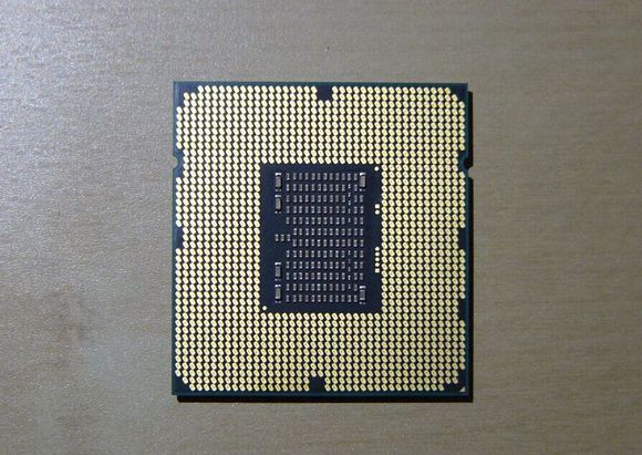 英特尔和amd的cpu哪个更好,amd和英特尔顶级cpu对比