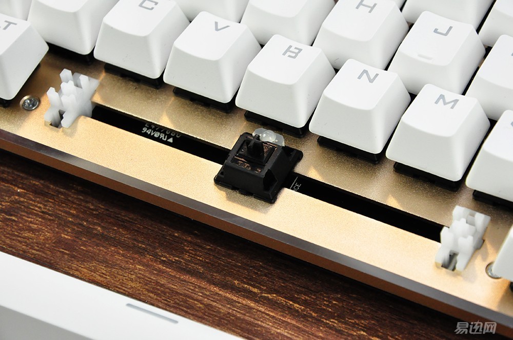 1000左右樱桃轴键盘推荐,樱桃轴还是国产轴