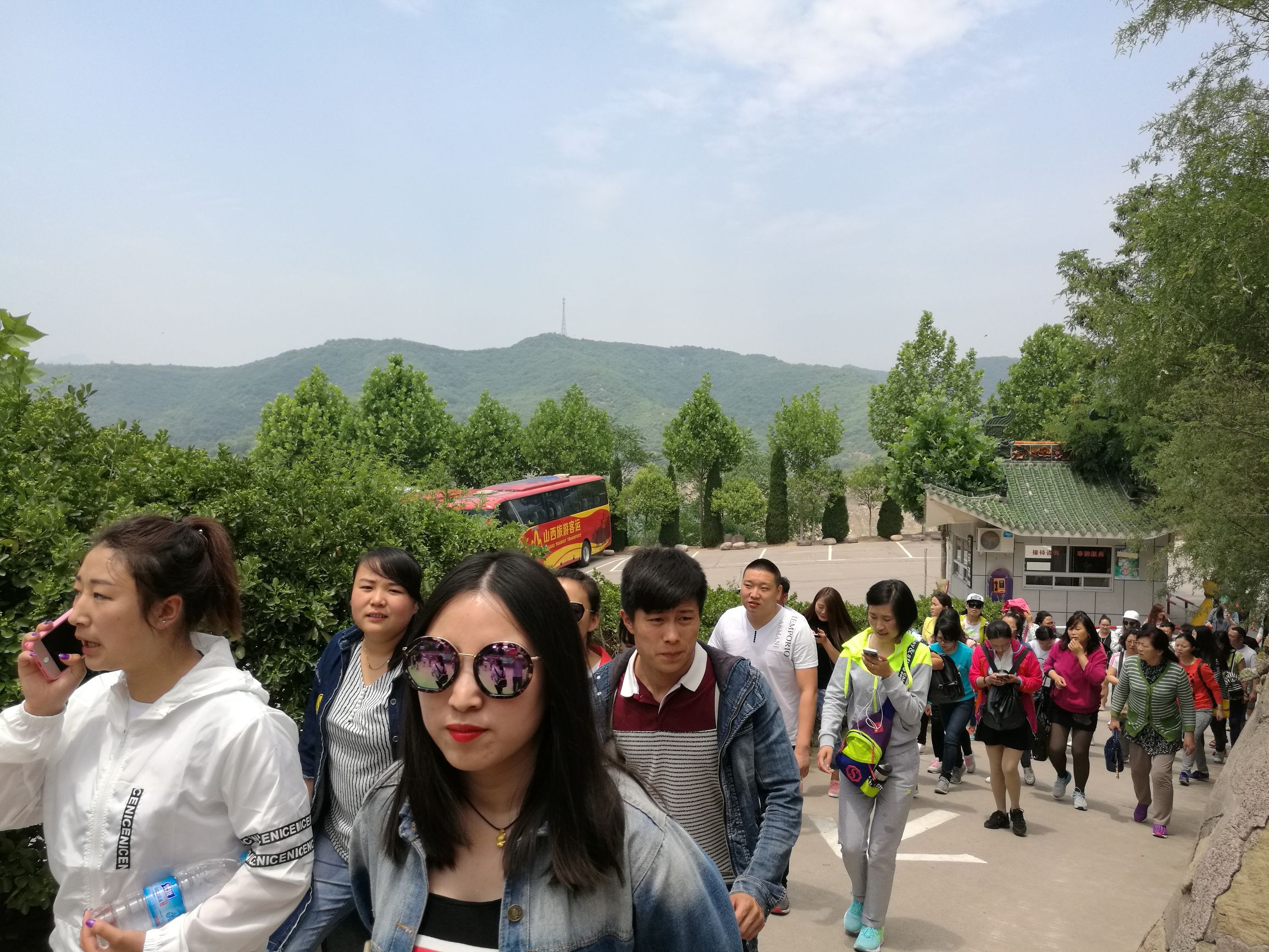 浪尖上的漂流完整版,黄河三峡景区野猪林漂流