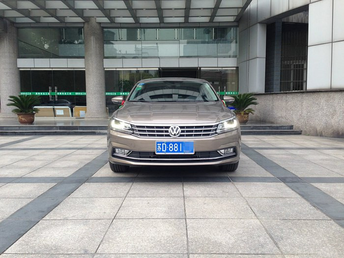 退伍军人误打误撞，16款*萨特帕**1.8T御尊版釉金，科技感超赞