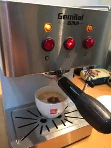 家用咖啡机和便携式咖啡机哪个好,家用咖啡机和全自动咖啡机哪个好