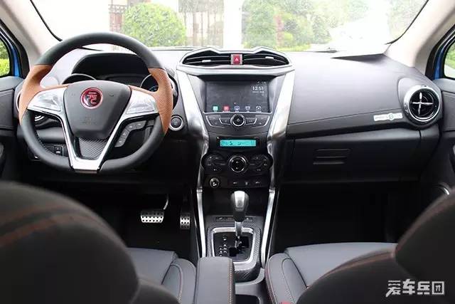 兵哥评车,试驾比亚迪元燃油版视频