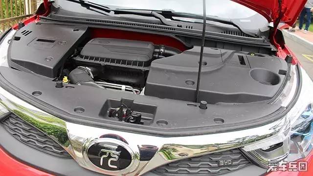 兵哥评车,试驾比亚迪元燃油版视频