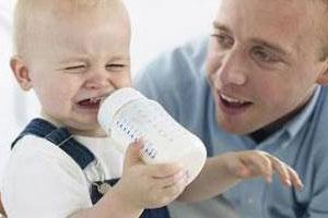 循序渐进断奶妈妈熬得太崩溃,断奶的正确方法一周七个月