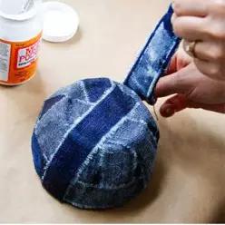 用旧牛仔裤做好看的挂墙收纳袋,旧牛仔裤改造车载收纳袋