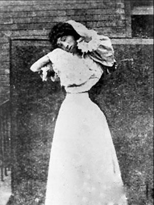 学生宿舍被盗,李叔同提议夏丏尊张贴布告,三日内无人自首则自杀