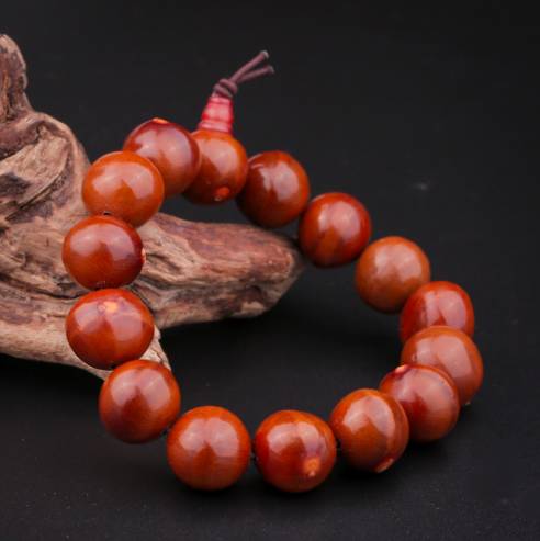 佩戴金刚菩提有什么讲究,佩戴菩提吊坠有什么讲究