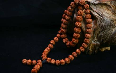 佩戴金刚菩提有什么讲究,佩戴菩提吊坠有什么讲究